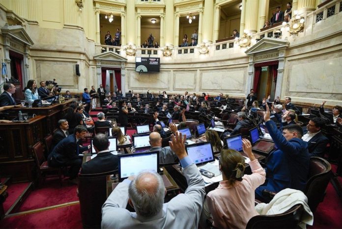 SENADO