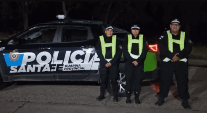 POLICIAS RECONQUISTA