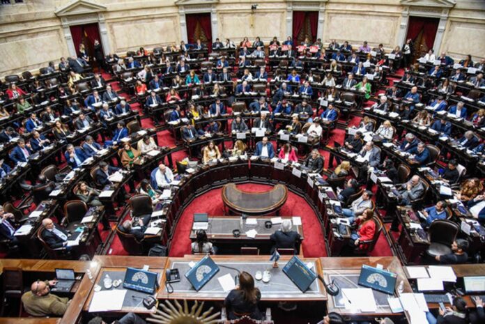 diputados-sesionan-contexto-plagado-reclamos-1096349-230744