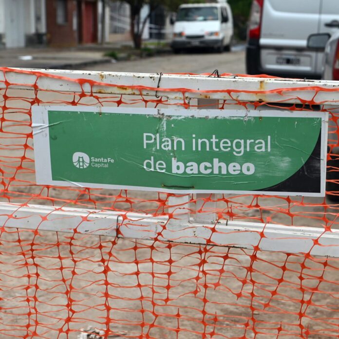 Bacheo-Llerena-entre-Alvear-y-M-Candioti-8-1-1200x1200