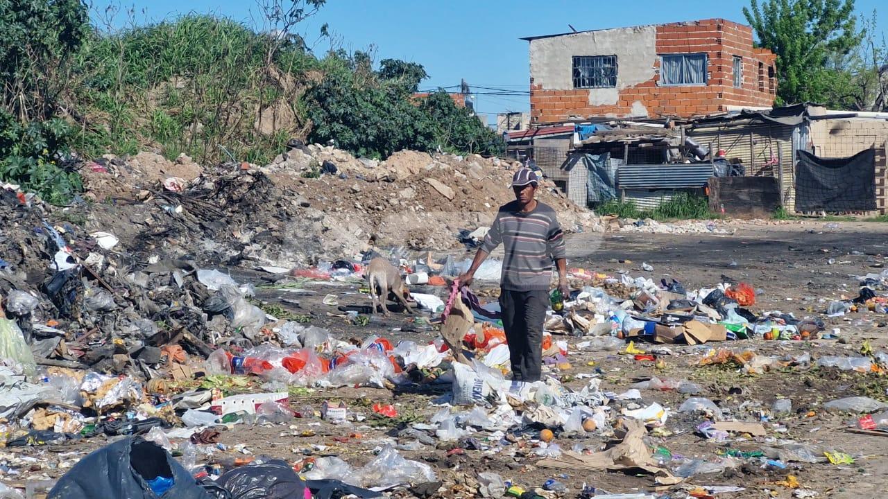 Reclamo histórico: vecinos de Los Hornos denuncian abandono y exigen la ...