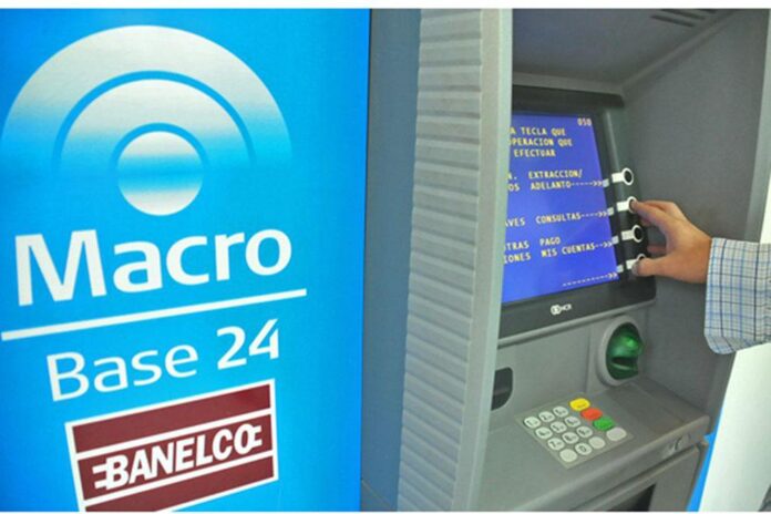 cajero banco macro