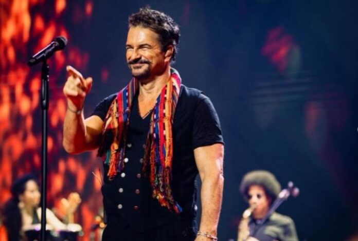 RICARDO ARJONA