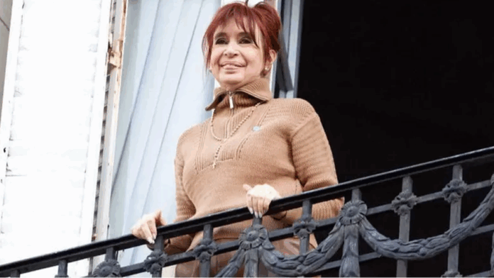 cristina-kirchner-balcon