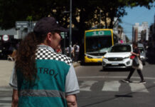 Qué calles estarán cortadas este viernes y cómo cambiarán los recorridos de colectivos