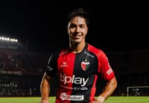 Nacho Lago renovó su contrato en Colón