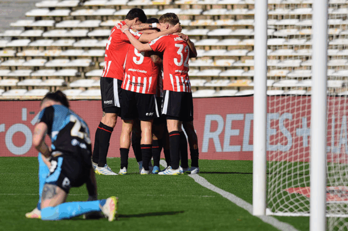 ESTUDIANTES