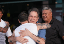 Andrés Calamaro visitó a la Selección Argentina en la previa de su partido ante Cabo Verde