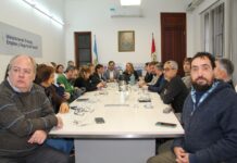 Paritaria de Salud: AMRA valoró la oferta del gobierno y SIPRUS la consideró insuficiente