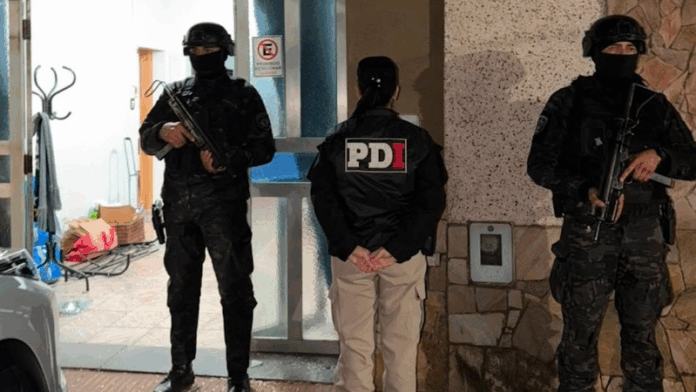 POLICIA LOS MONOS