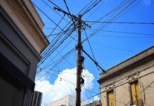 Cables colgantes y redes abandonadas: qué cambiará con la nueva ordenanza en Santa Fe